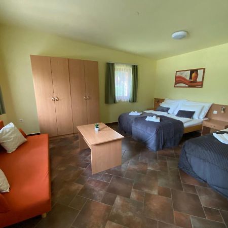 Mátra Kemping Apartmanok Mátrafüred Esterno foto