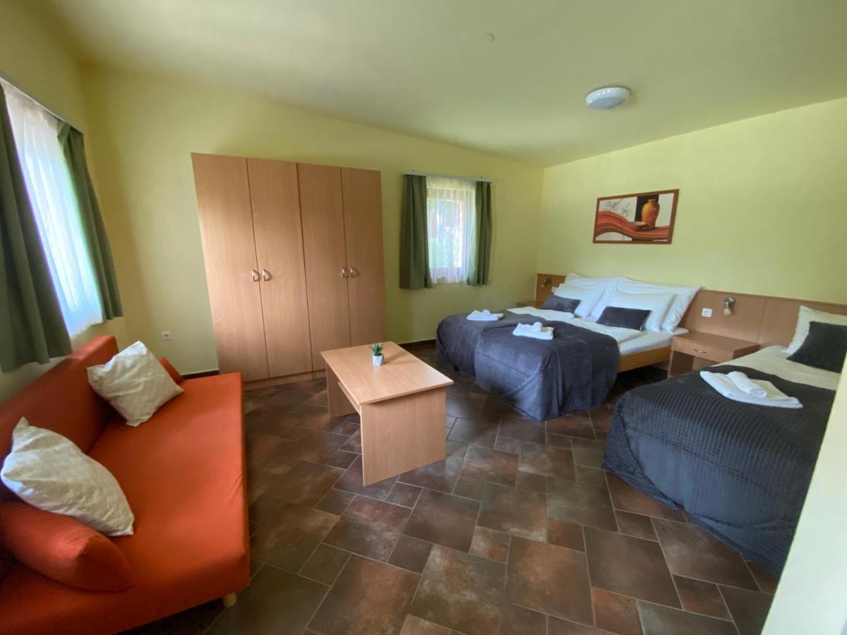 Mátra Kemping Apartmanok Mátrafüred Esterno foto